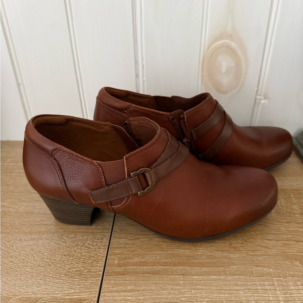 Elegant Brown Women's Shoes